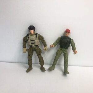 soldier action figures lot of 2 red hat black helmet army marine 4 inch pose-abl